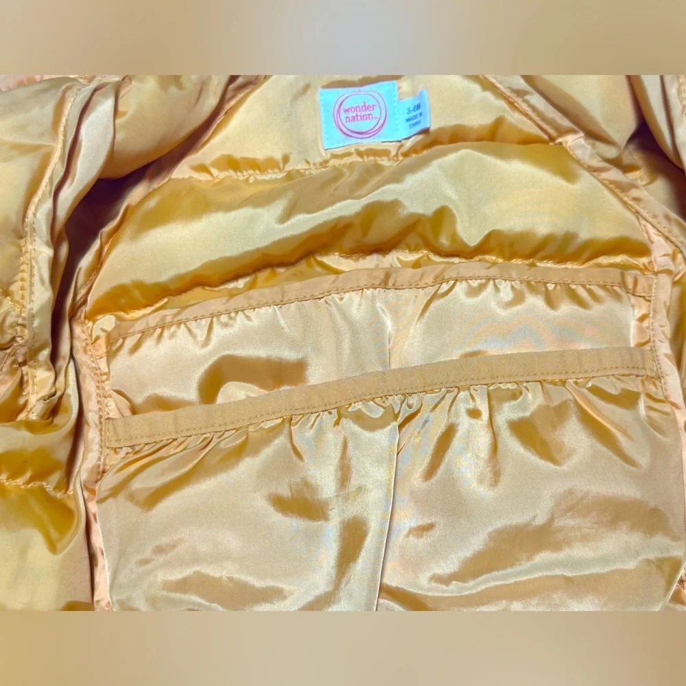 Wonder‎ Nation Puffer Jacket, EUC, Size 3-6 months